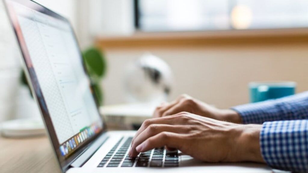 From Zero to Hero: How Beginners Can Make Money Online