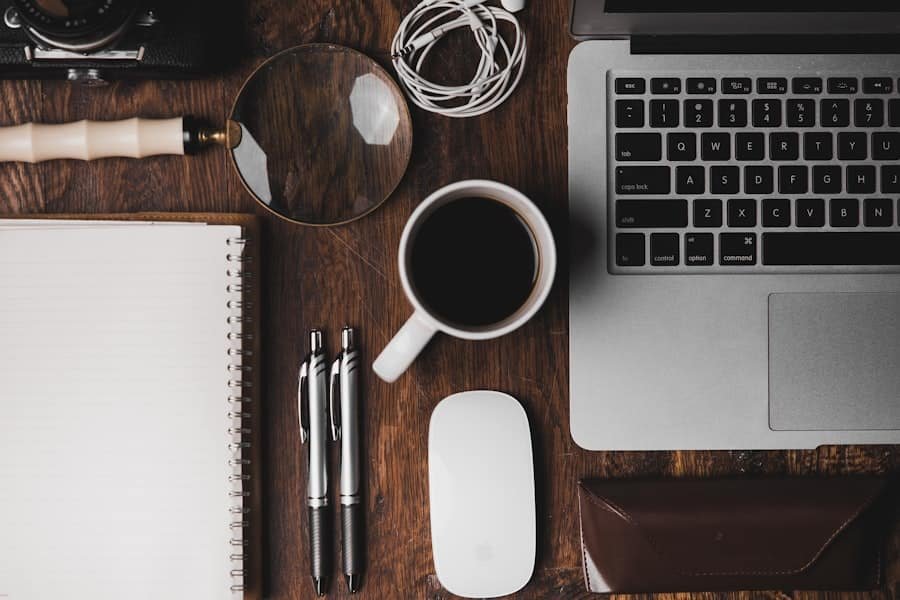 Photo Laptop and coffee