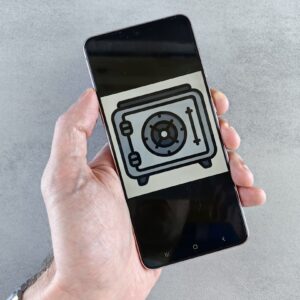 Photo Smartphone with money icon