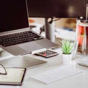 Photo Laptop and money