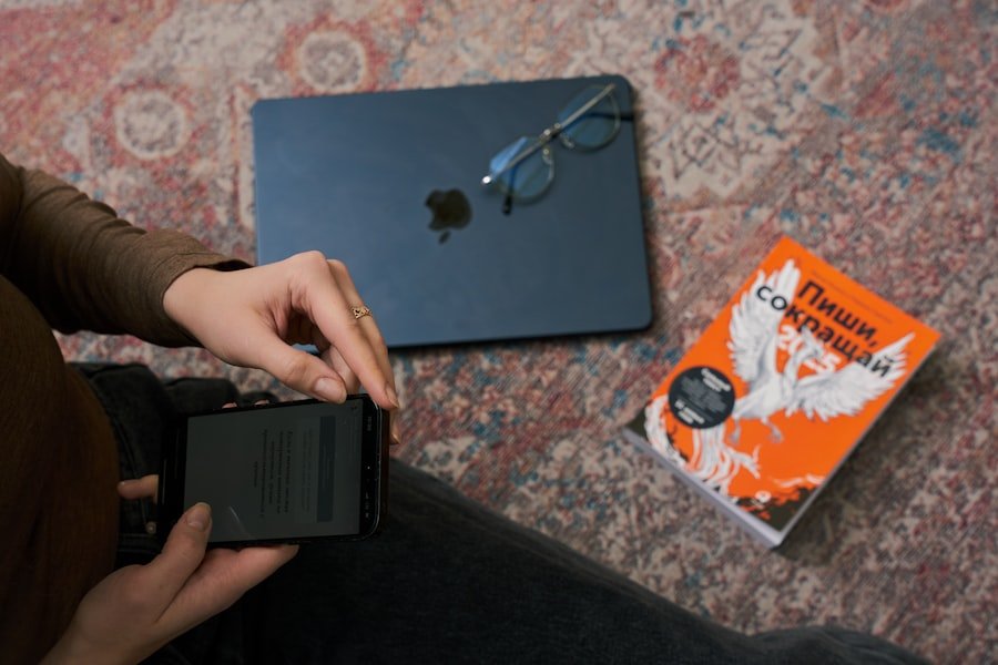 Photo Laptop and smartphone