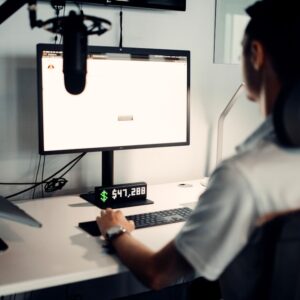 Photo Laptop and money